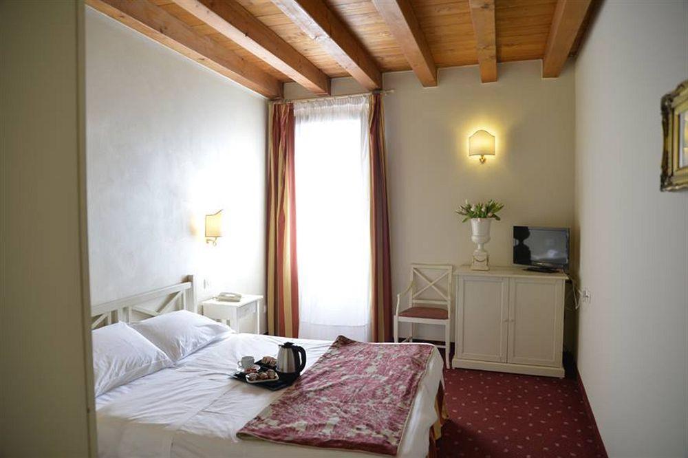Franciscus Hotel Verona Ngoại thất bức ảnh